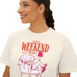 Weekend Roast Boxy Tee - “Home Is The Best Place” Cozy Girls Graphic